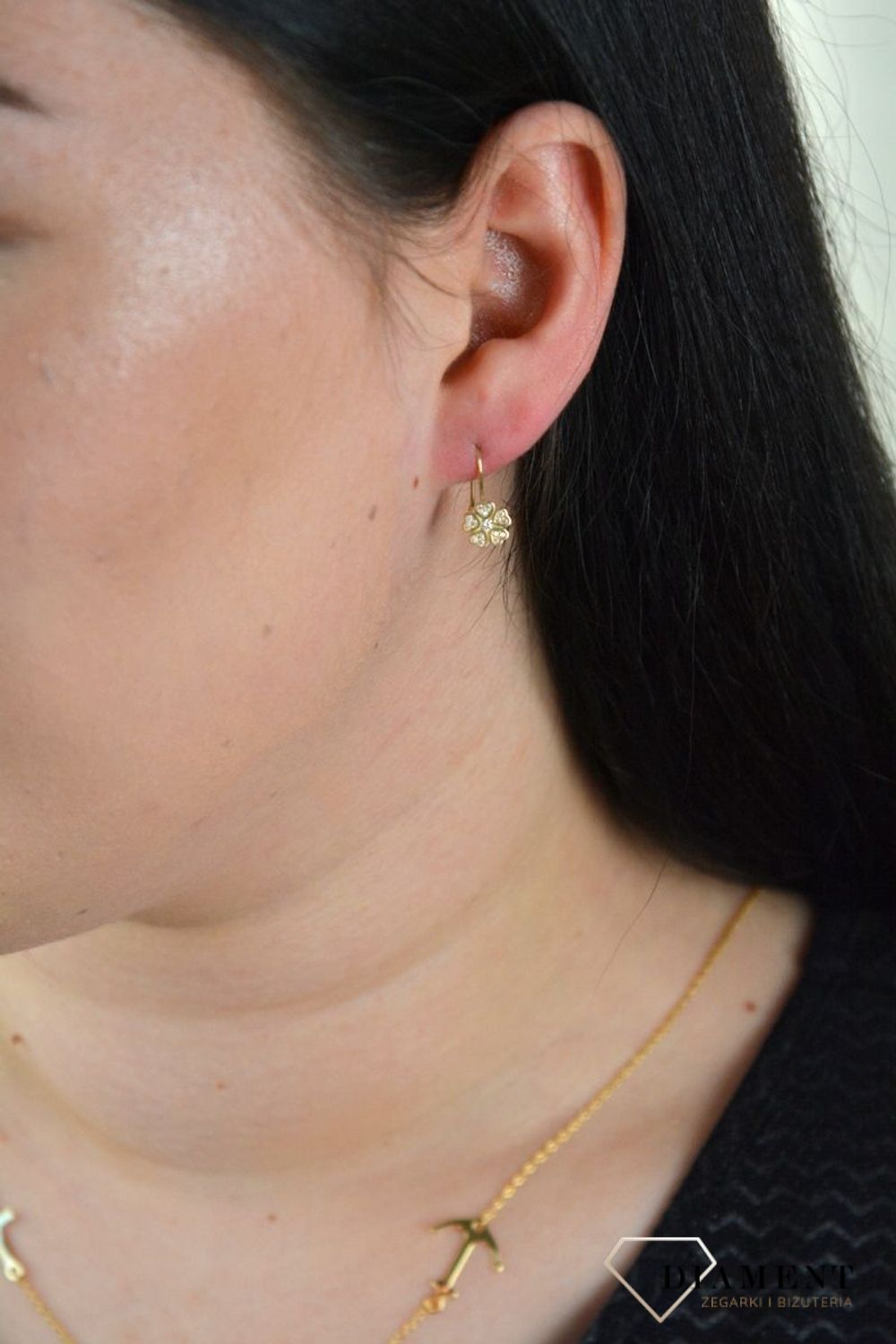 Złote kolczyki kwiatki z cyrkoniami 333 KL 7962 333.jpg